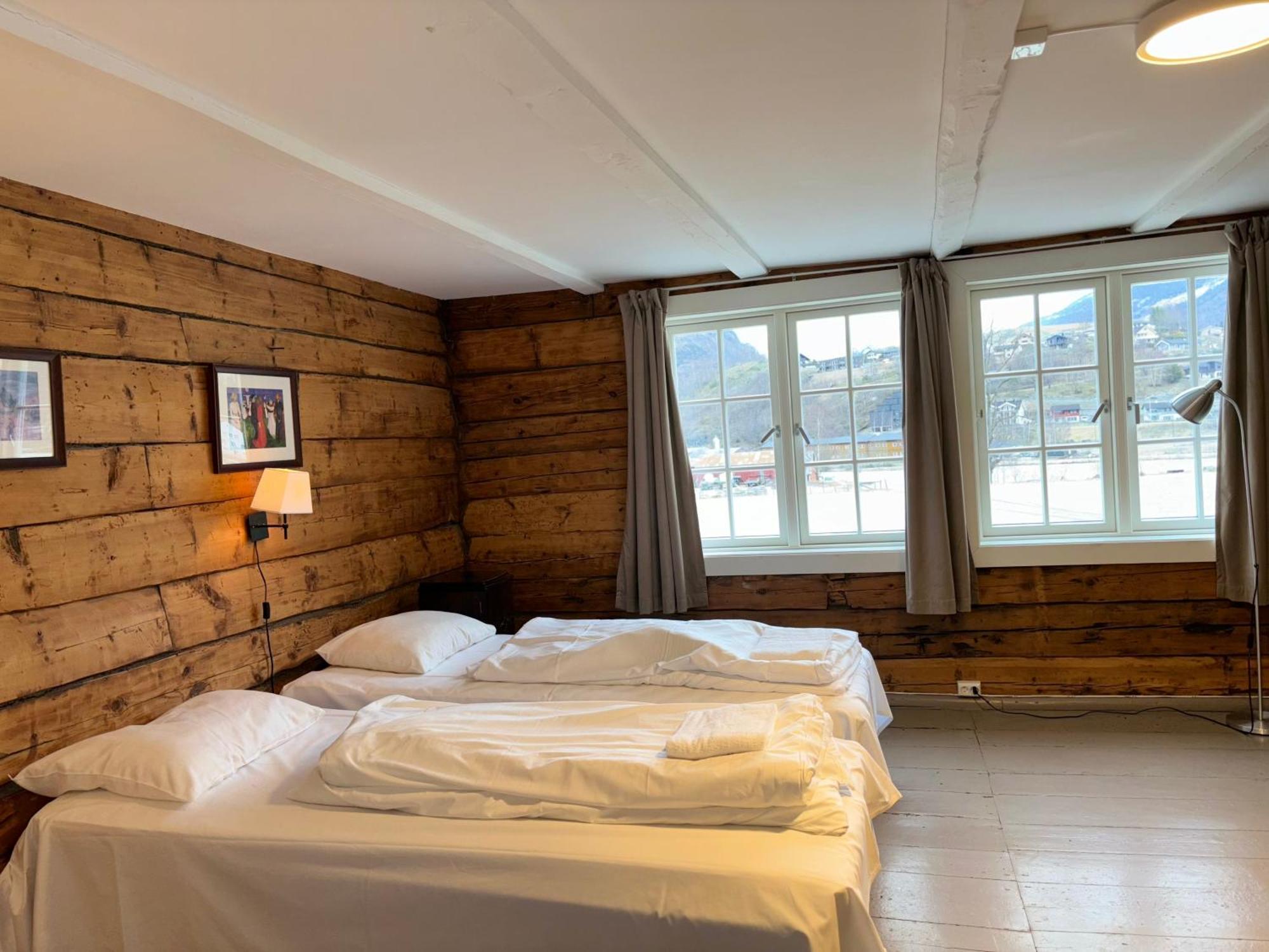 Brekke Gard Hostel Flam Ngoại thất bức ảnh